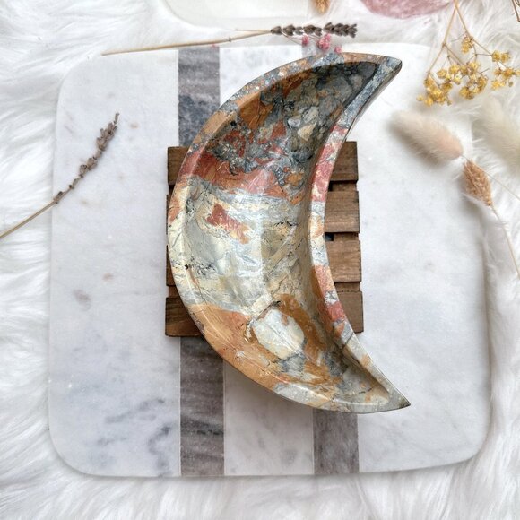 Gorgeous Maligano Jasper Crescent Moon Bowl - Picture 3 of 8